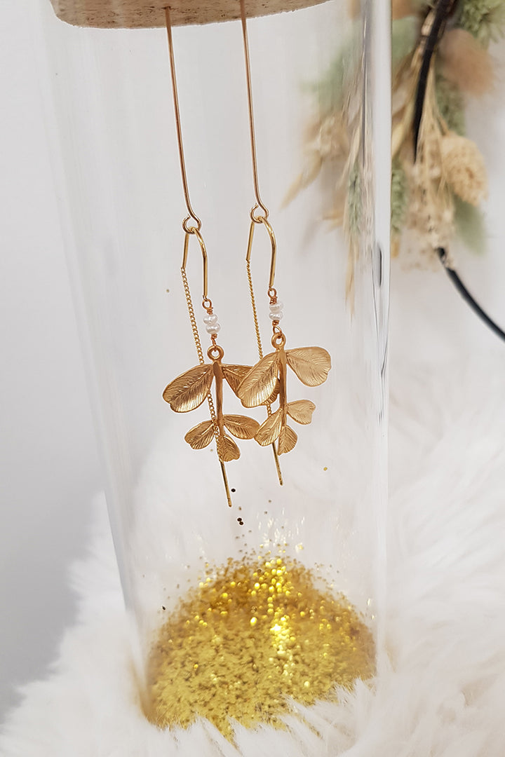 Fanny Gold leaf threader earrings